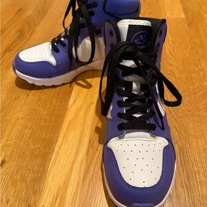 Zumba Fitness Air Classic High Sneakers - Purple and White